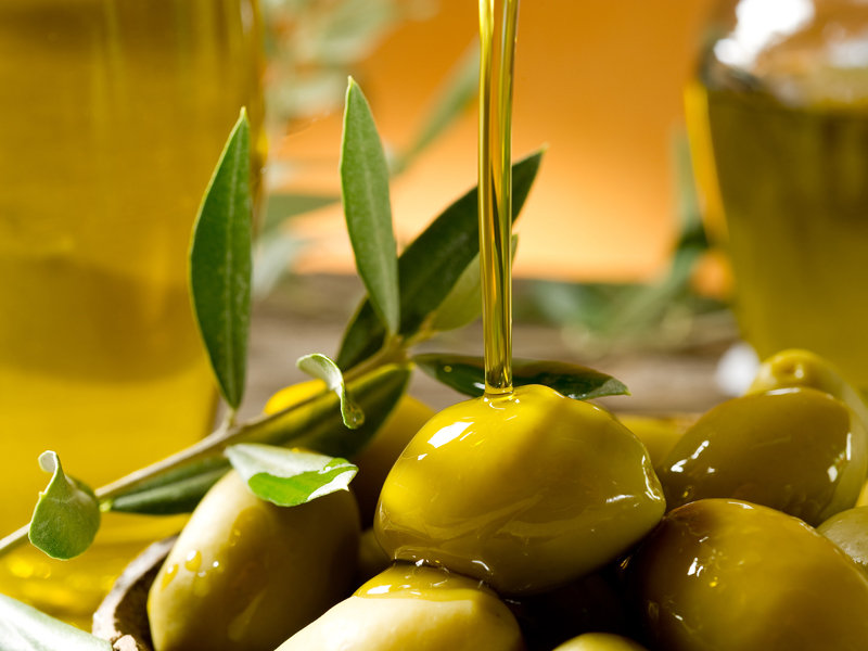România a importat în 2022 produse agricole și alimentare din Italia de peste 770 milioane de euro, mai ales brânzeturi, cafea și patiserie; exporturile românești de produse agricole și alimentare pe piața italiană au depășit 1 miliard de euro