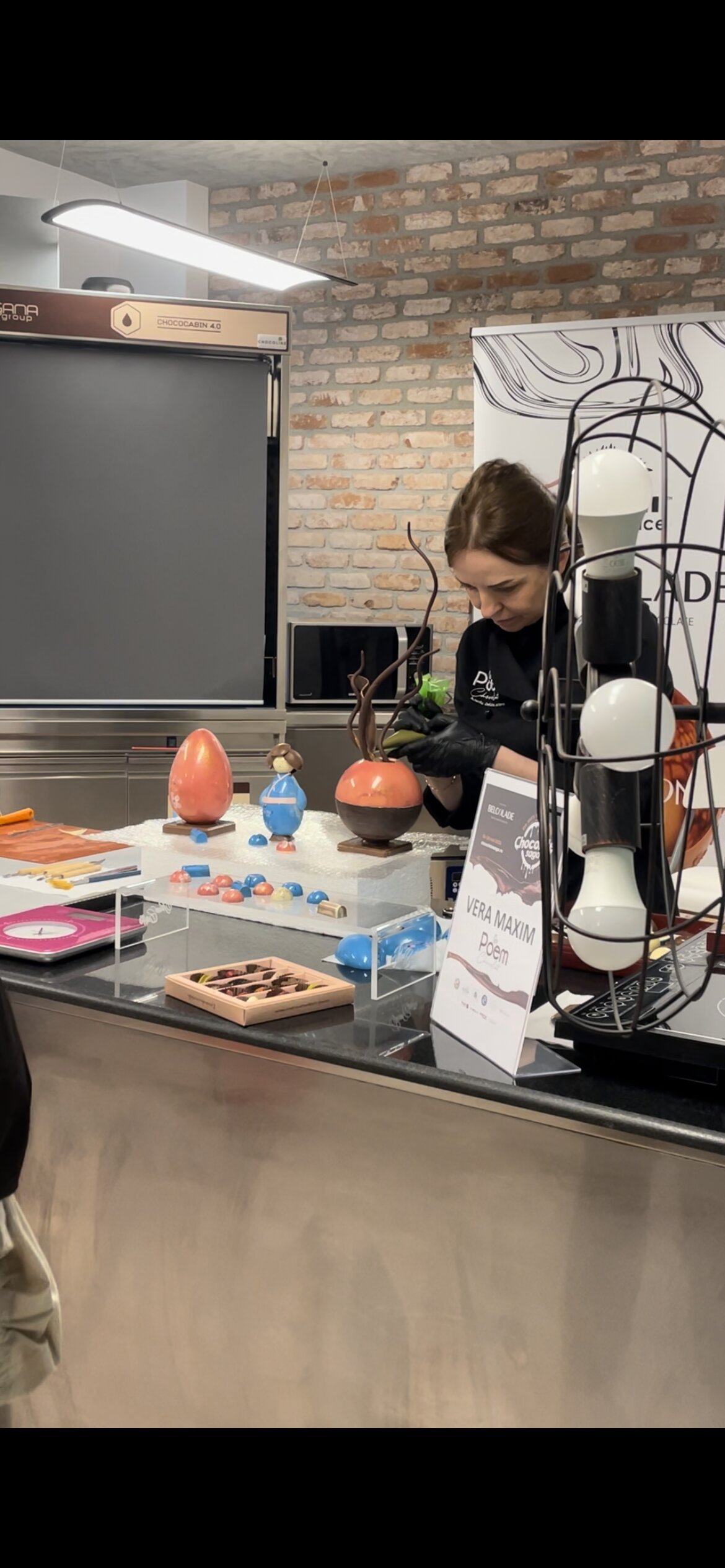 Investiții în plăceri dulci. Cine sunt oamenii din spatele exploziei de gusturi și arome? Care e povestea festivalului Chocolate Saga din București?