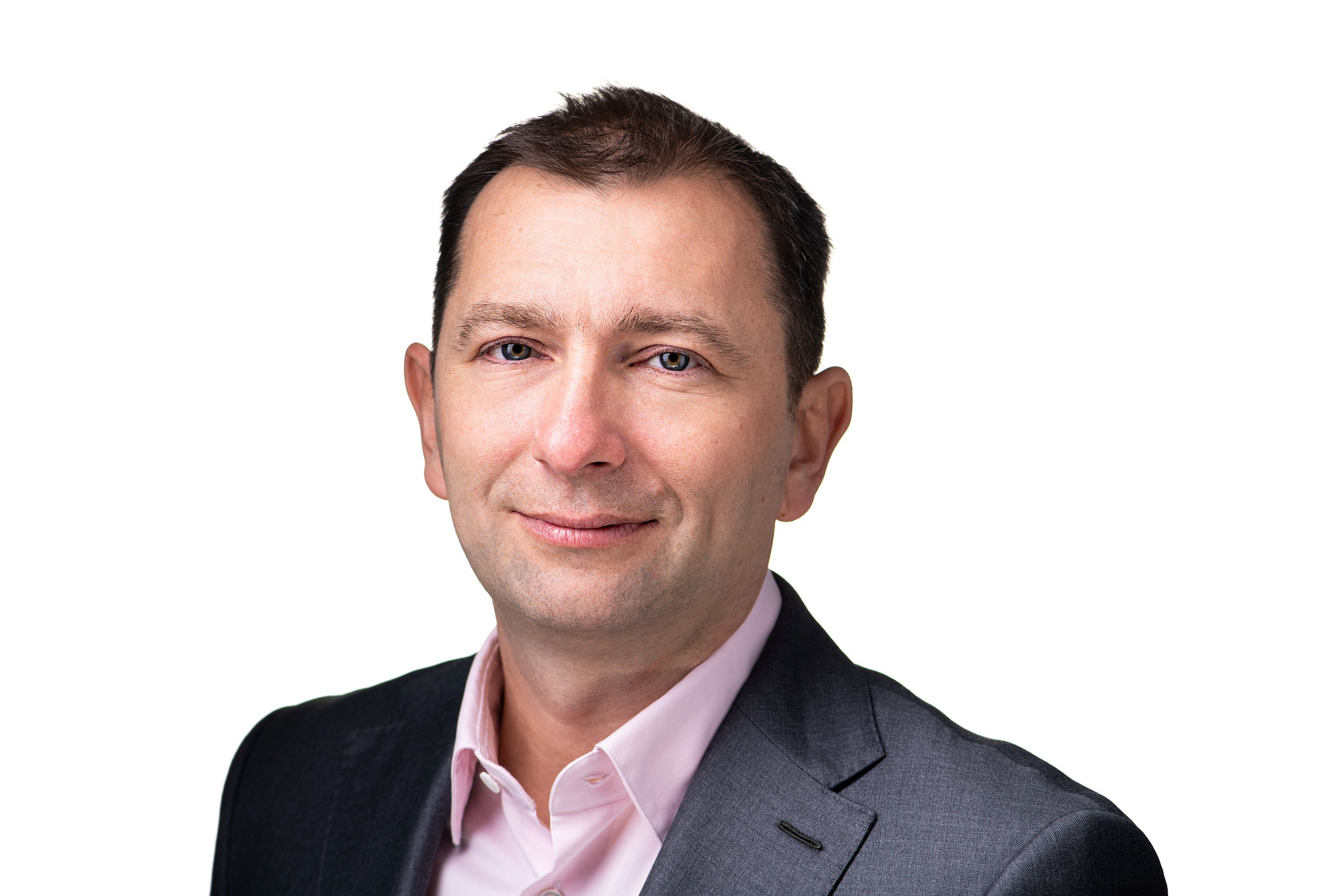 Primul manager român care susține: Avem nevoie de 300.000 de imigranți să acoperim deficitul de joburi pe care românii nu mai vor să le facă