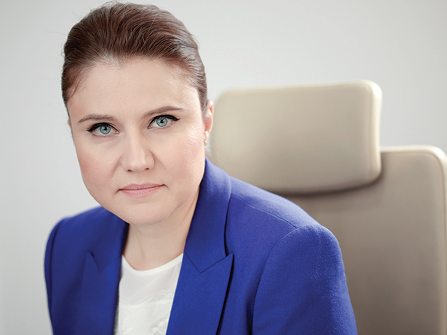 100 Cele mai puternice femei din business: Camelia Ene, CEO & country chairman, MOL România: "Mă ambiționează proiectele complexe, pentru că îmi oferă ocazia să învăț mereu ceva nou și să evoluez"