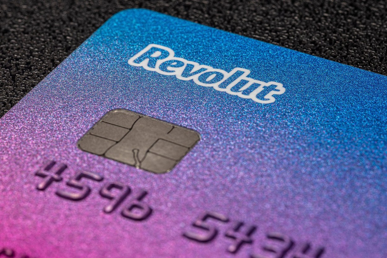Rivalul digital al băncilor va deveni bancă în toată regula curând