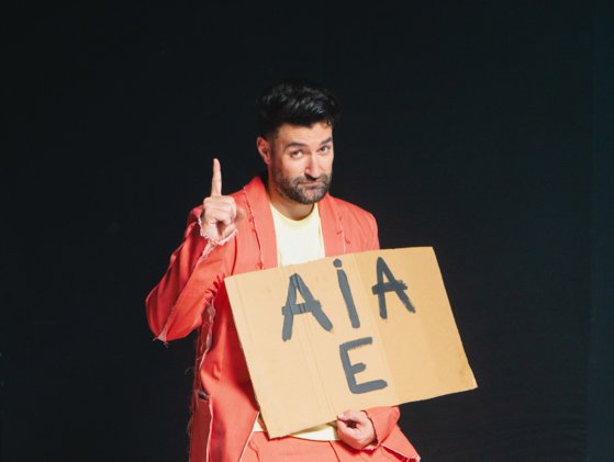 În prag de vară și de sezon al distracțiilor, Smiley lansează „Aia e”, imnul optimistului - VIDEO