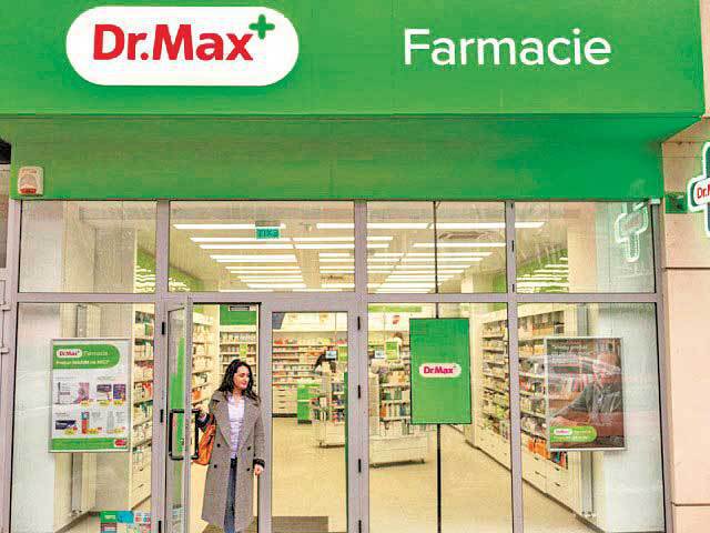 Criză de personal în farmacii și depozite. Grupul Dr. Max România a angajat peste 100 de nepalezi