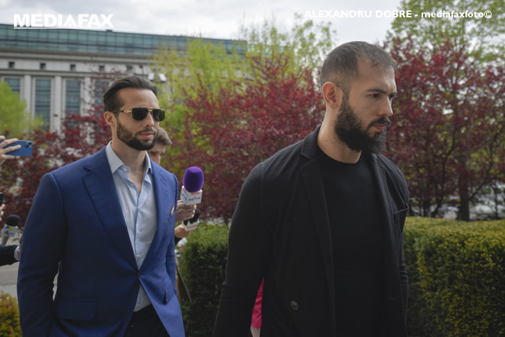 Frații Tate au fost trimiși în judecată