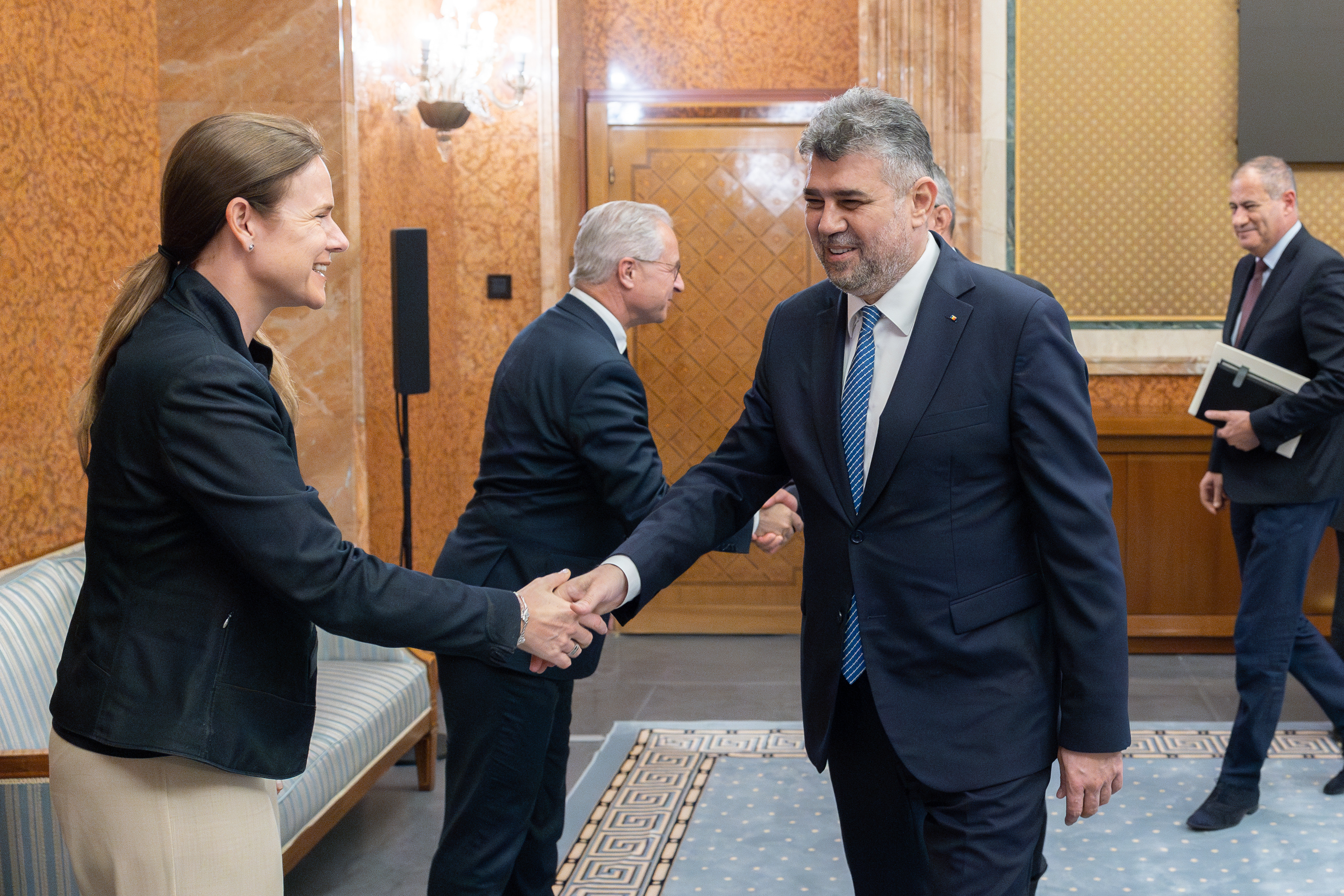 Premierul Marcel Ciolacu s-a întâlnit luni cu Alfred Stern, CEO OMV, și cu Christina Verchere, CEO OMV Petrom