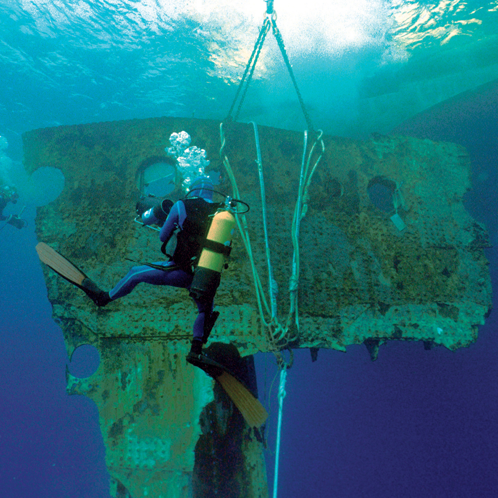 BREAKING NEWS Submarinul folosit pentru a duce turiștii să vadă epava Titanicului a dispărut în Oceanul Atlantic / Misiunea de căutare și salvare a fost declanșată