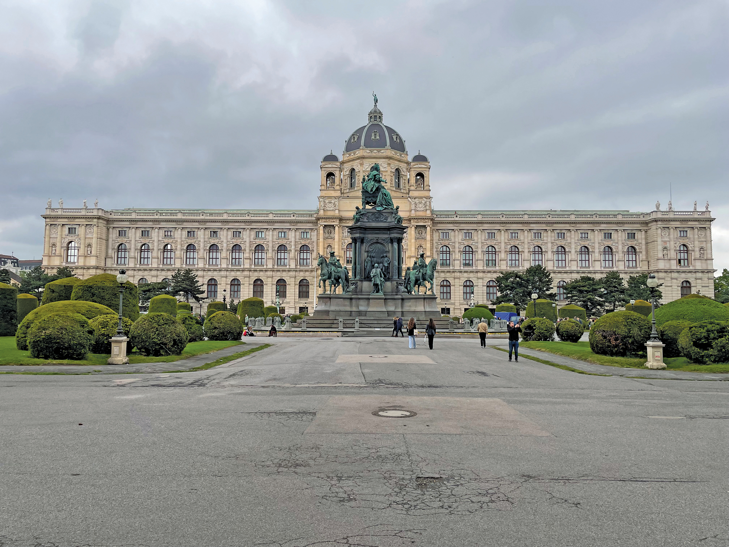 Cum a ajuns aurul de pe spațiul românesc vedeta colecției vieneze de aur preistoric?