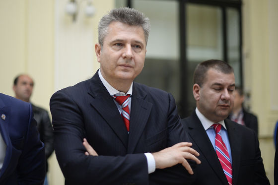 Florentin Pandele: Bunul Dumnezeu ne este martor că totul este bine regizat