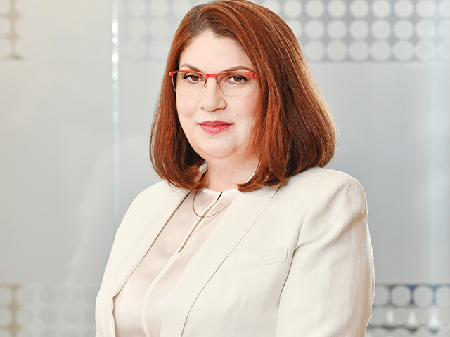 100 Cele mai puternice femei din business: Daniela Covăcescu, Director de operațiuni și membru al echipei de top management, Allianz-Țiriac