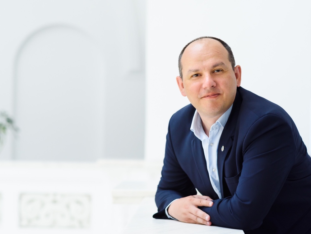 Tomescu: Aproape 100 de persoane din azile preluate în regim de urgență de DGASMB București