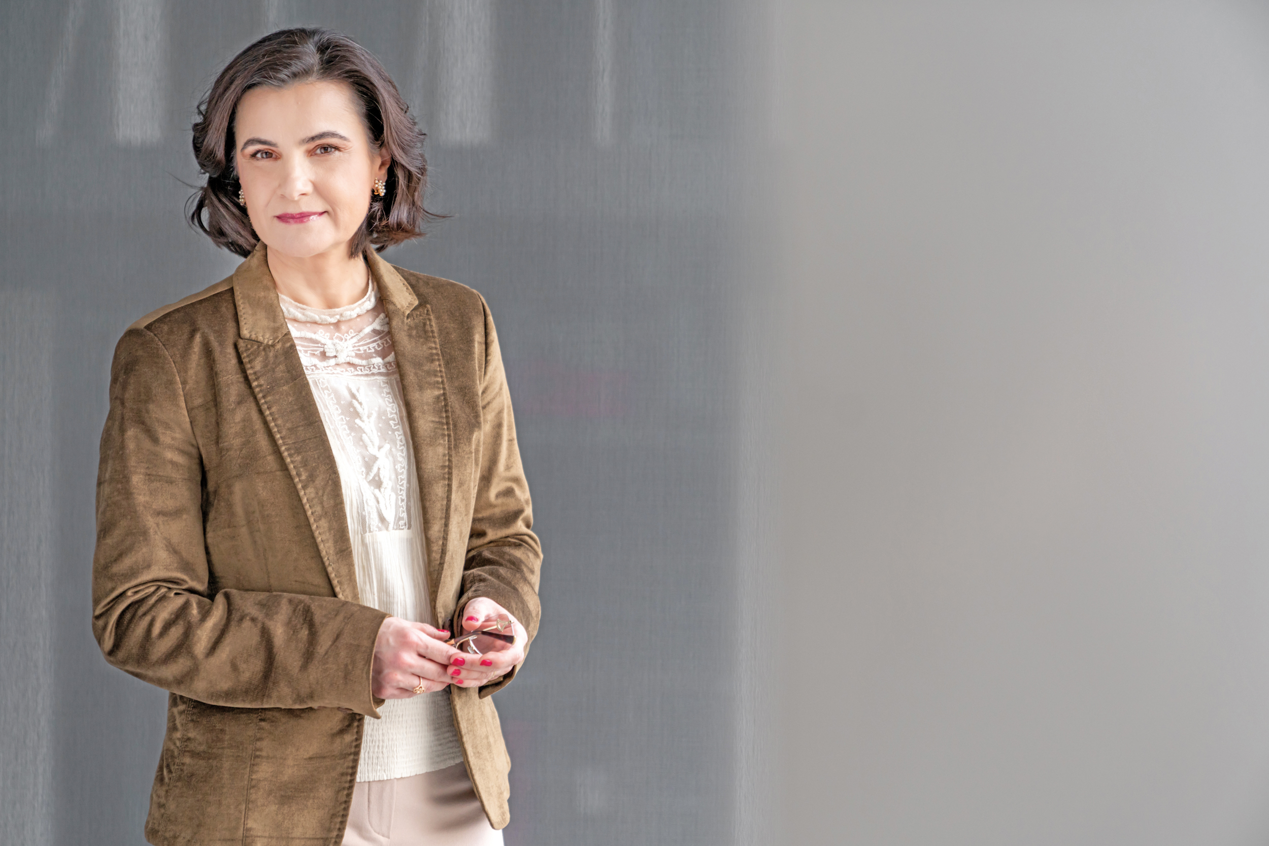 INTERVIU. Cum navighează economia și băncile prin provocări. Lecții învățate în banking și adaptare
