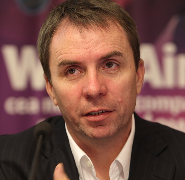 Șeful Wizz Air deschide șampania și salută „spiritul capitalist” după ce acționarii au aprobat extinderea unui pachet salarial de 100 de milioane de lire sterline pentru următorii 5 ani