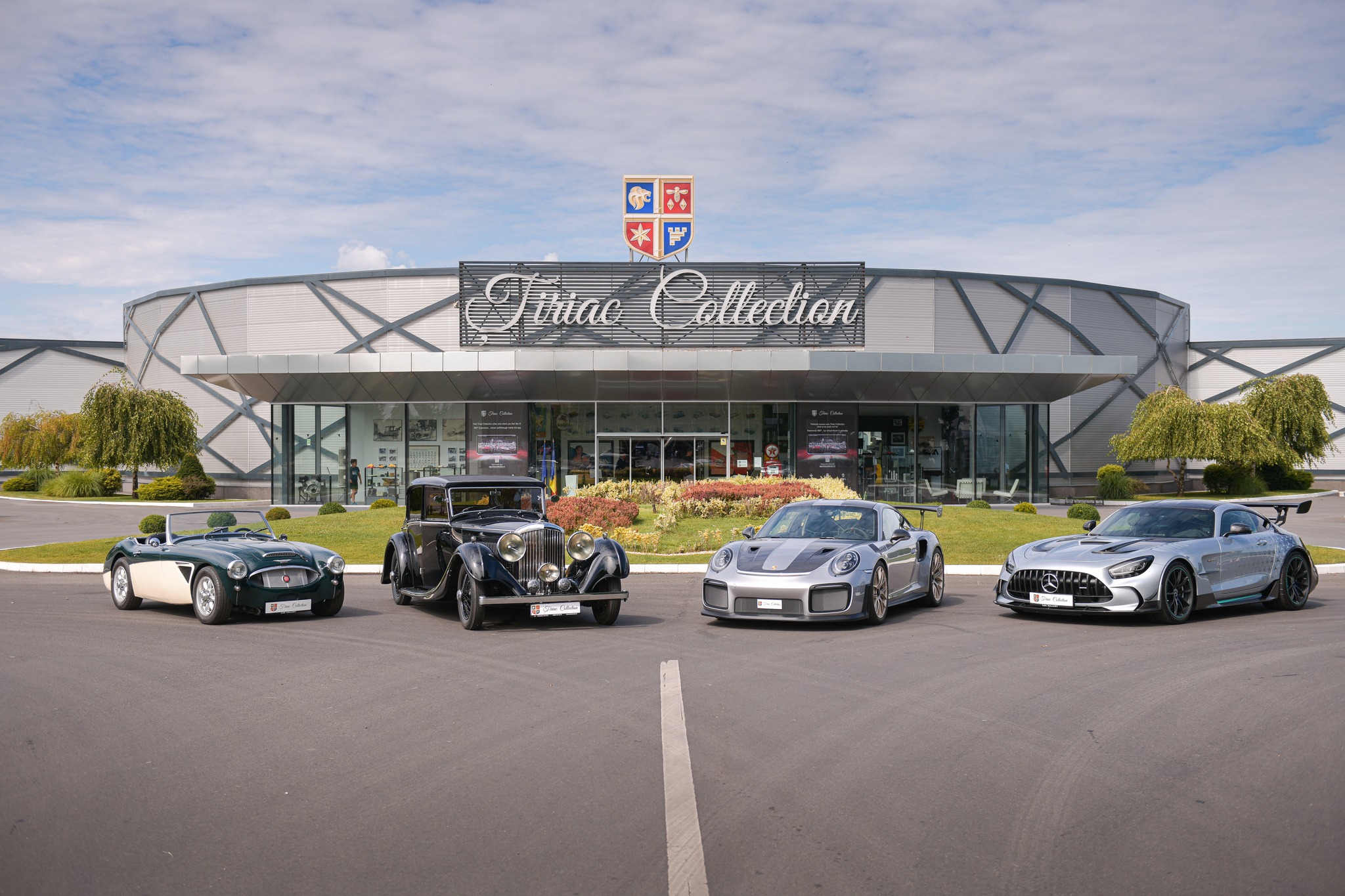 Țiriac Collection organizează a treia ediție consecutivă a expoziției sale auto anuale în aer liber. Publicul beneficiază de acces gratuit la această acțiune, în weekendul 23-24 septembrie 2023.