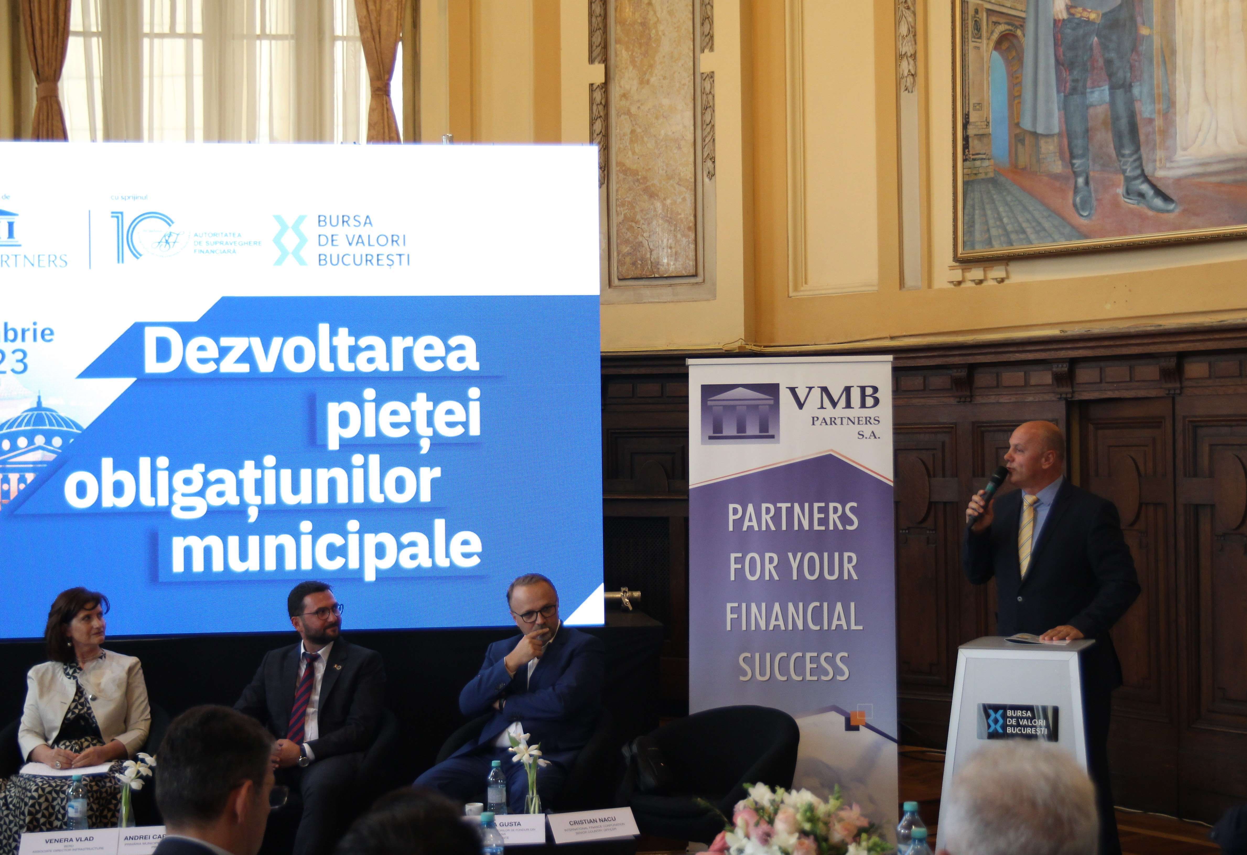 Primăria Reșița se pregătește să se finanțeze prin emisiuni verzi de 17 milioane de euro de la investitorii de la Bursa de Valori București