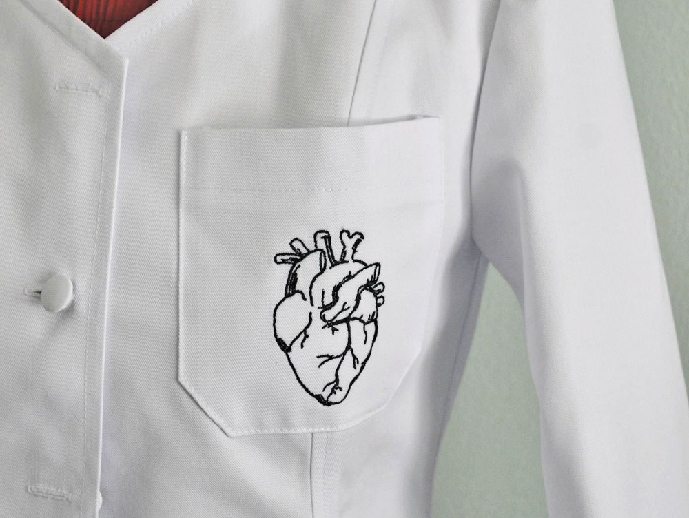 Povestea mai multor medici din România care au început o afacere profitabilă dintr-o nevoie personală