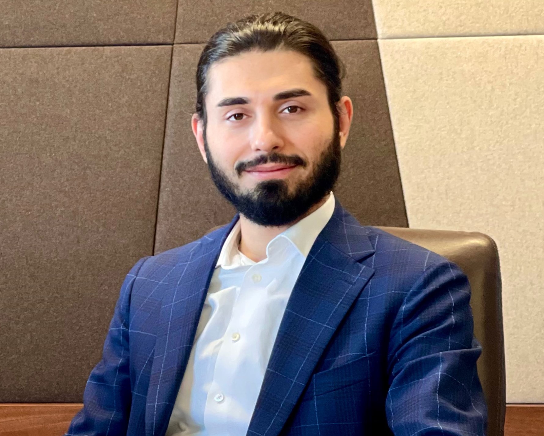 Transportatorul local Dumagas, controlat de Omnia Capital, pariază pe inteligența artificială în dezvoltarea businessului. Matei Ladea, cofondator Omnia Capital: AI deschide noi oportunități în sectorul transporturilor, accelerând posibilitățile de digitalizare, în special în companiile mari