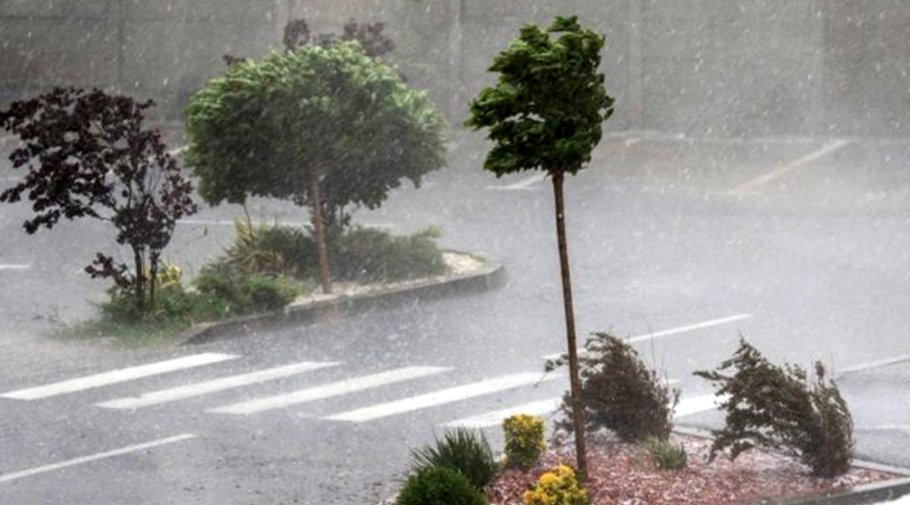 Meteorologii Accuweather au modificat prognoza în România! Fenomene meteo extreme în București