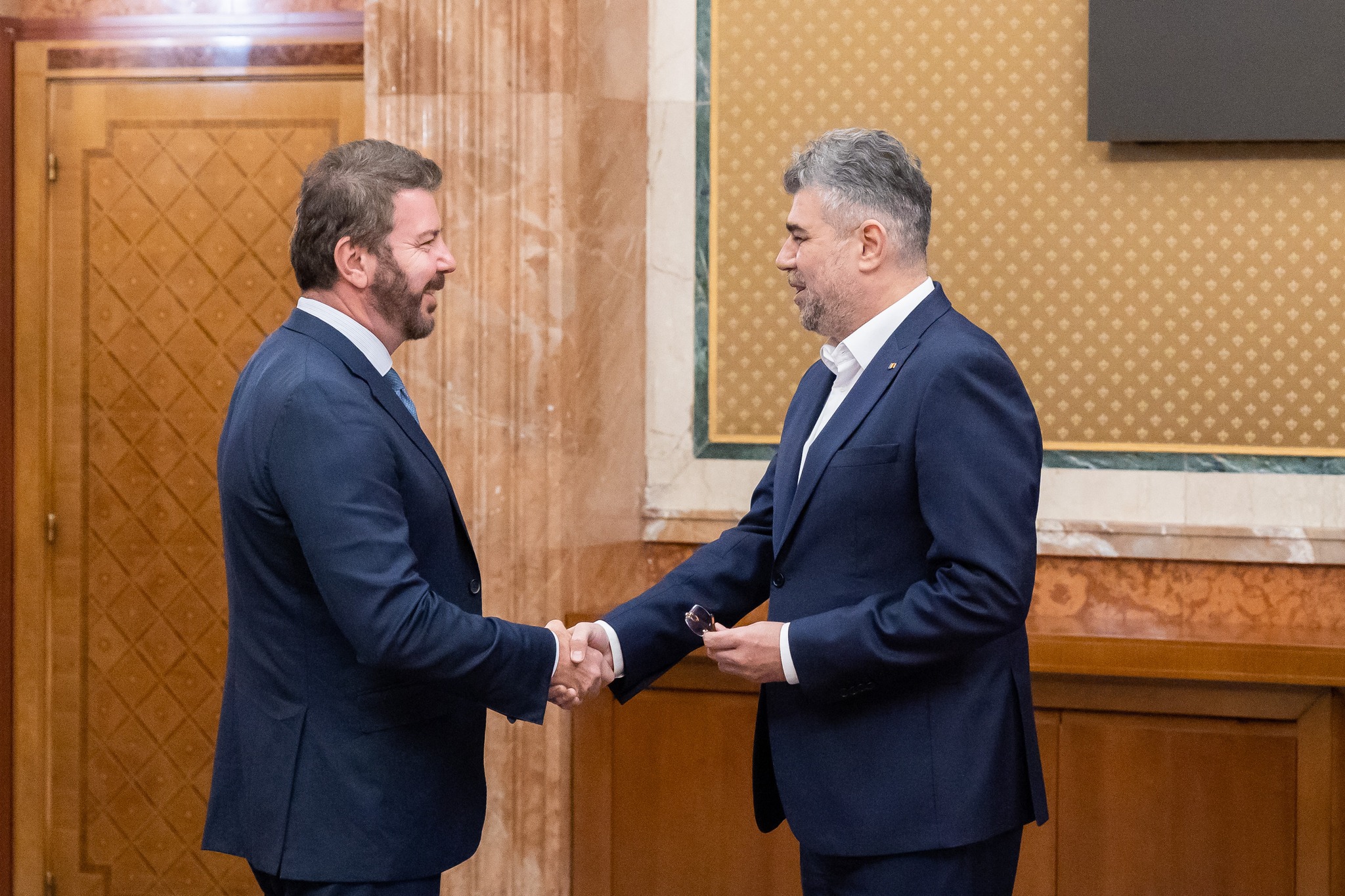 Ce a discutat premierul Ciolacu cu Daniel Dines, cofondatorul UiPath
