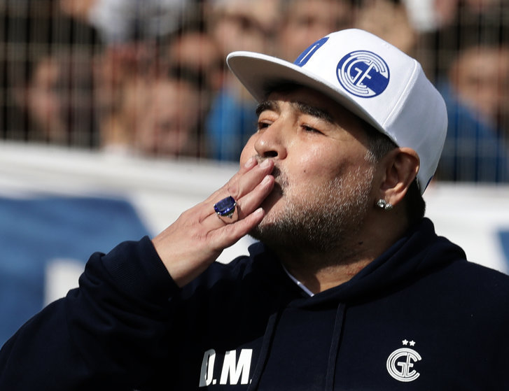 Moștenitorii lui Maradona câștigă lupta pentru utilizarea numelui geniului argentinian al fotbalului