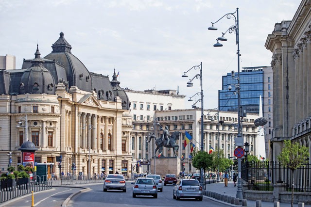 Calea Victoriei din București rămâne pe locul 40 în topul celor mai scumpe 50 artere comerciale din lume și pe pozitia 50 din 57 în clasamentul european. Fifth Avenue din New York rămâne cea mai scumpă destinație de retail din lume