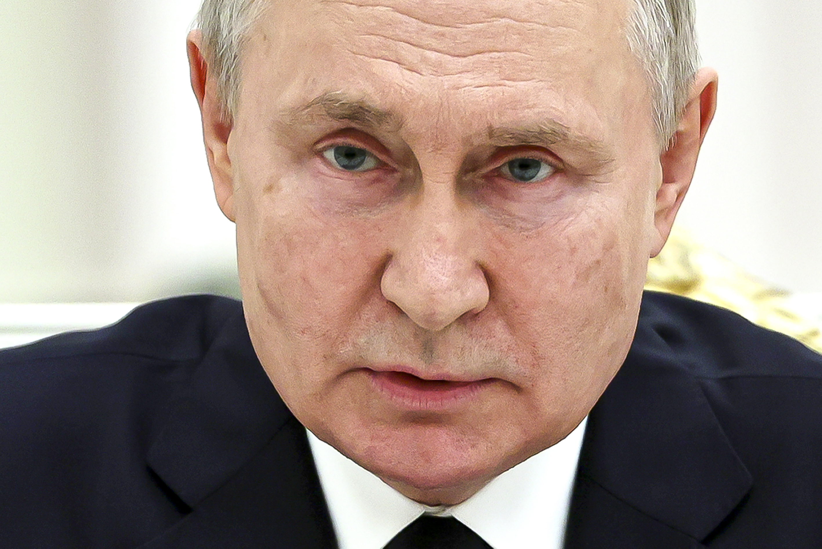 Vladimir Putin vine cu decizia care șochează Europa: Liderul rus a declarat deschisă vânătoarea pentru fostele active al Uniunii Sovietice. Oficialii ruși au primit ordin să înceapă căutările pentru proprietățile care au aparținut URSS și care se află acum peste hotare