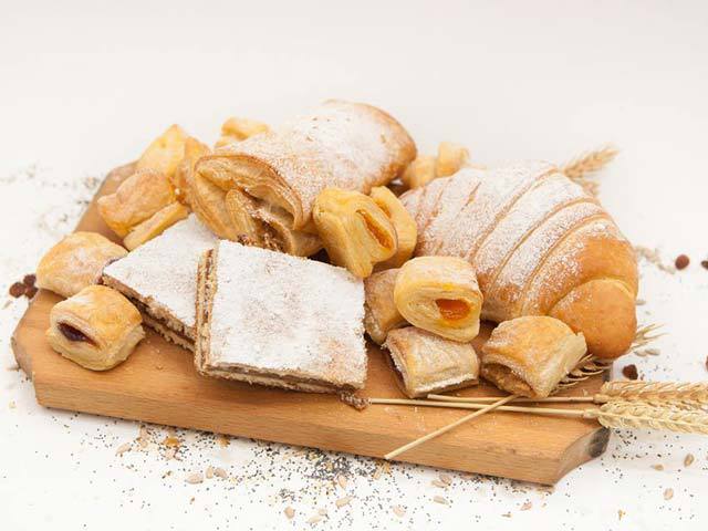 ANPC a închis Patisgal, jucător din industria alimentară cu afaceri de 80 mil. lei, în urma găsirii „unor ingrediente expirate și a rozătoarelor”. Patisgal: „Materiile prime nu erau folosite în procesul de fabricație și șoarecele era într-un perete, nu se afla în zona de contact cu produsele”