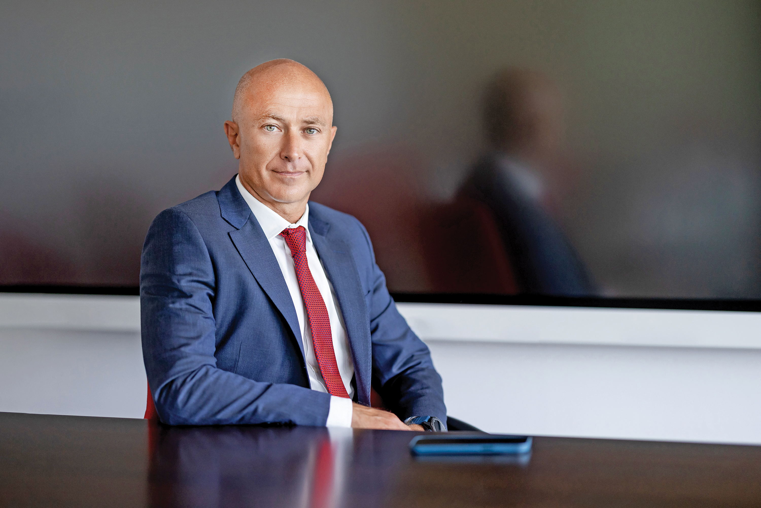 Cine este omul care conduce Vodafone România, o afacere cu venituri de 4,7 mld. lei