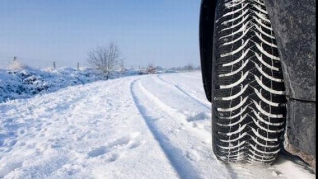 Ninsoare puternică pe DN 7 - Valea Oltului