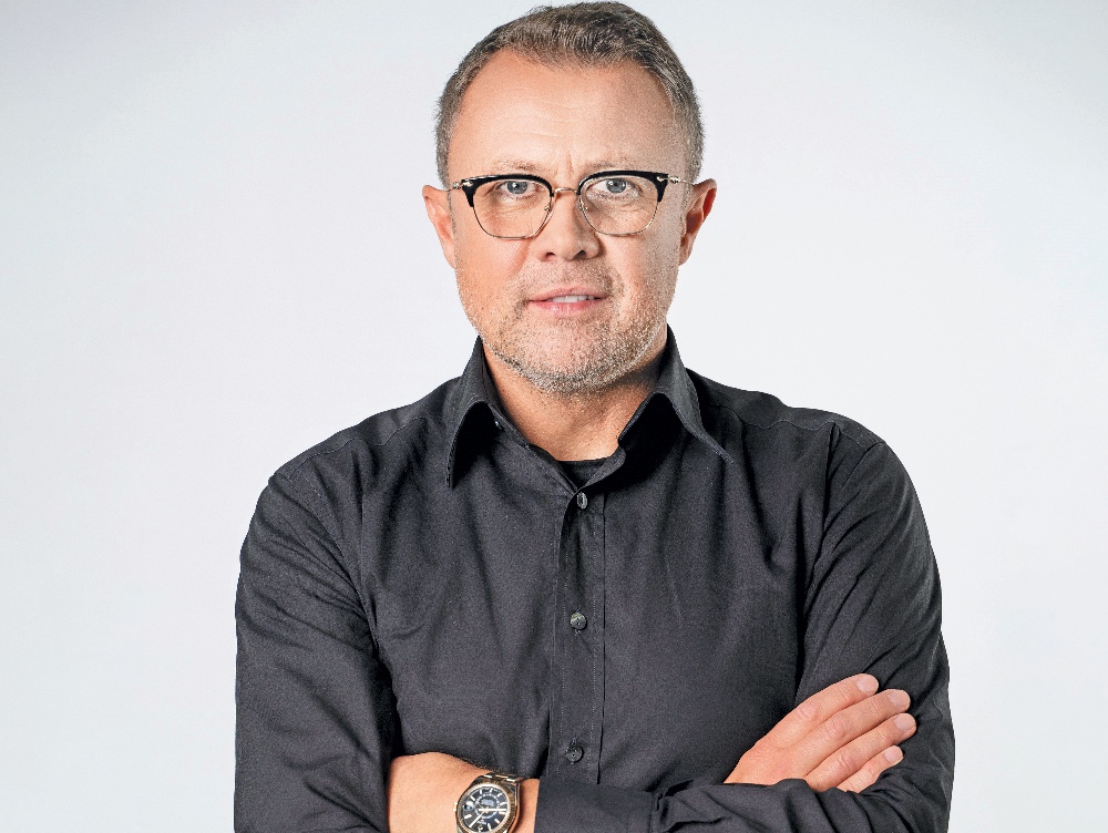 Cine este omul ce a construit de la zero în România o companie de peste un miliard de euro. Este unul dintre cei mai puternici oameni de afaceri din țara noastră