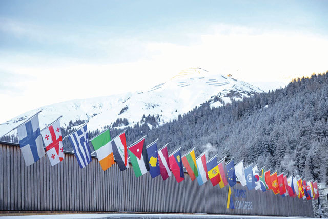 Înalți diplomați se întâlnesc la Davos pentru a găsi „formula de pace” în Ucraina