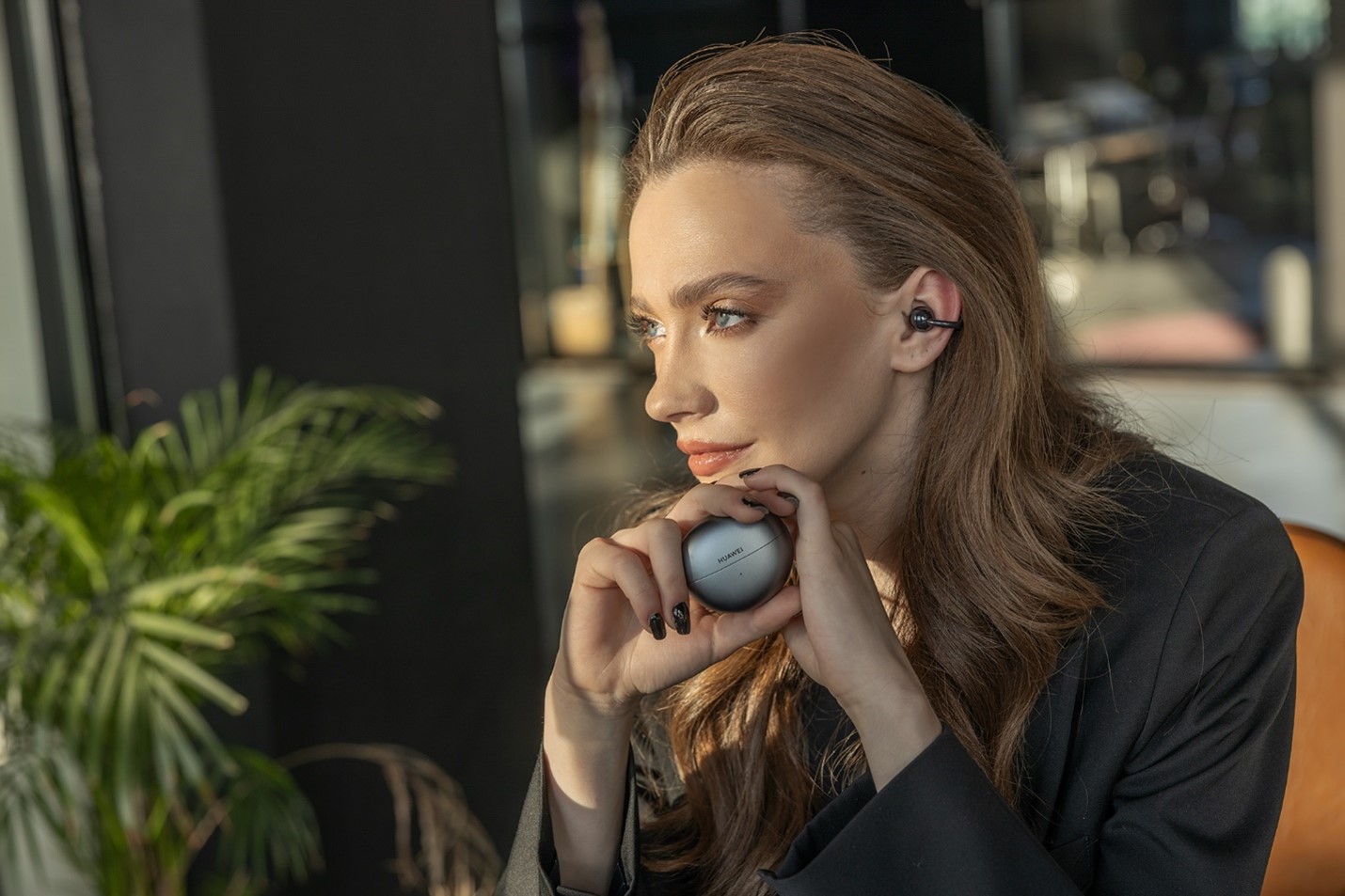 HUAWEI FreeClip, confort și performanțe pentru afaceri de succes