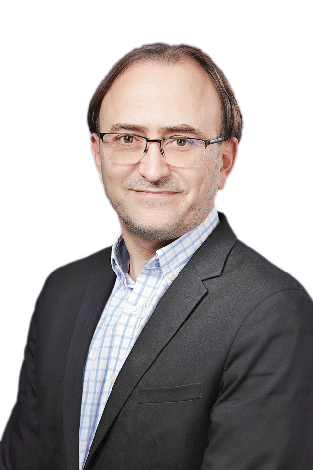 Care sunt planurile unuia dintre cei mai puternici executivi din energie și cum vede gigantul ENGIE piața din România? Aflați direct de la Nicolas Richard, CEO al ENGIE România, la ZF Power Summit 2024