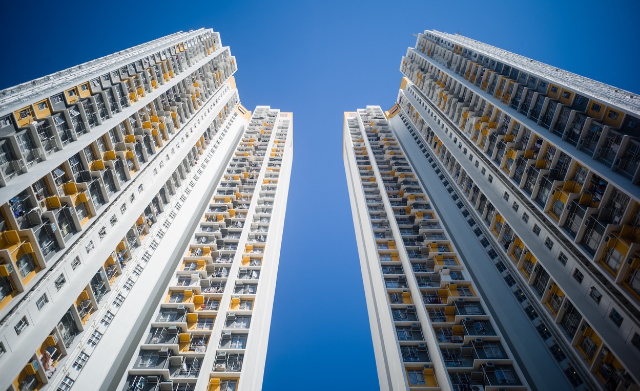 Compania responsabilă de cea mai gravă criză imobiliară cu care se confrună China este trasă la răspundere: Un tribunal din Hong Kong a emis o cerere de lichidare pentru gigantul Evergrande, cel mai îndatorat jucător din imobiliare la nivel global