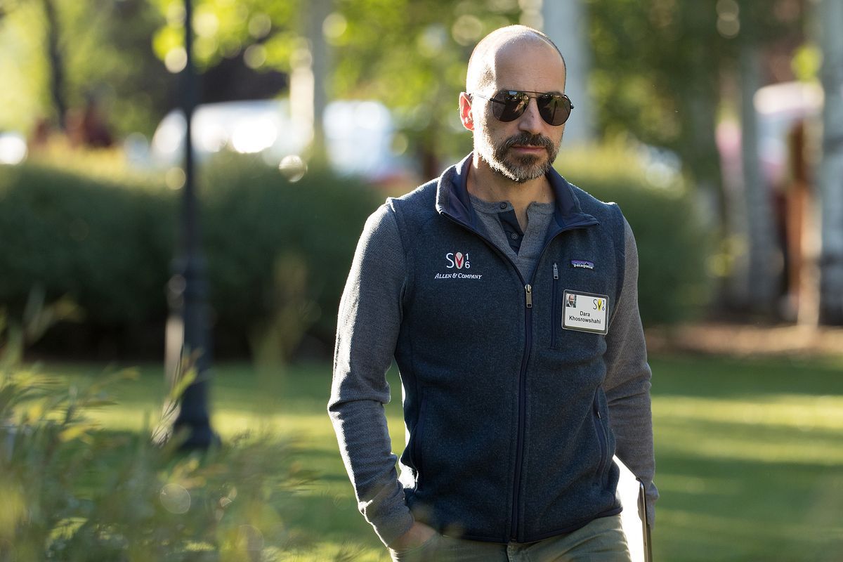 Unul dintre cele mai mari pachete de compensații: Șeful Uber, Dara Khosrowshahi, a deblocat o clauză care îi oferă opțiuni pentru cumpărarea de acțiuni în valoare de 136 mil. dolari, după ce evaluarea Uber a ajuns la 120 mld. dolari