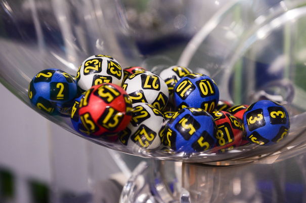 Război pe biletul la loto. Un cuplu a câștigat 1,16 milioane de euro, dar la câteva săptămâni s-au despărțit