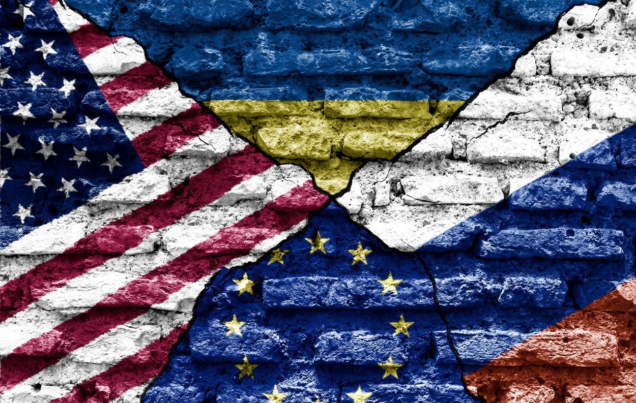 La doi ani de la declanșarea războiului ruso-ucrainean, 8 din 10 cele mai mari companii listate pe Bursa de la Moscova înregistrează creșteri cuprinse între 7% și 123%. Indicele de referință MOEX, plus 53%
