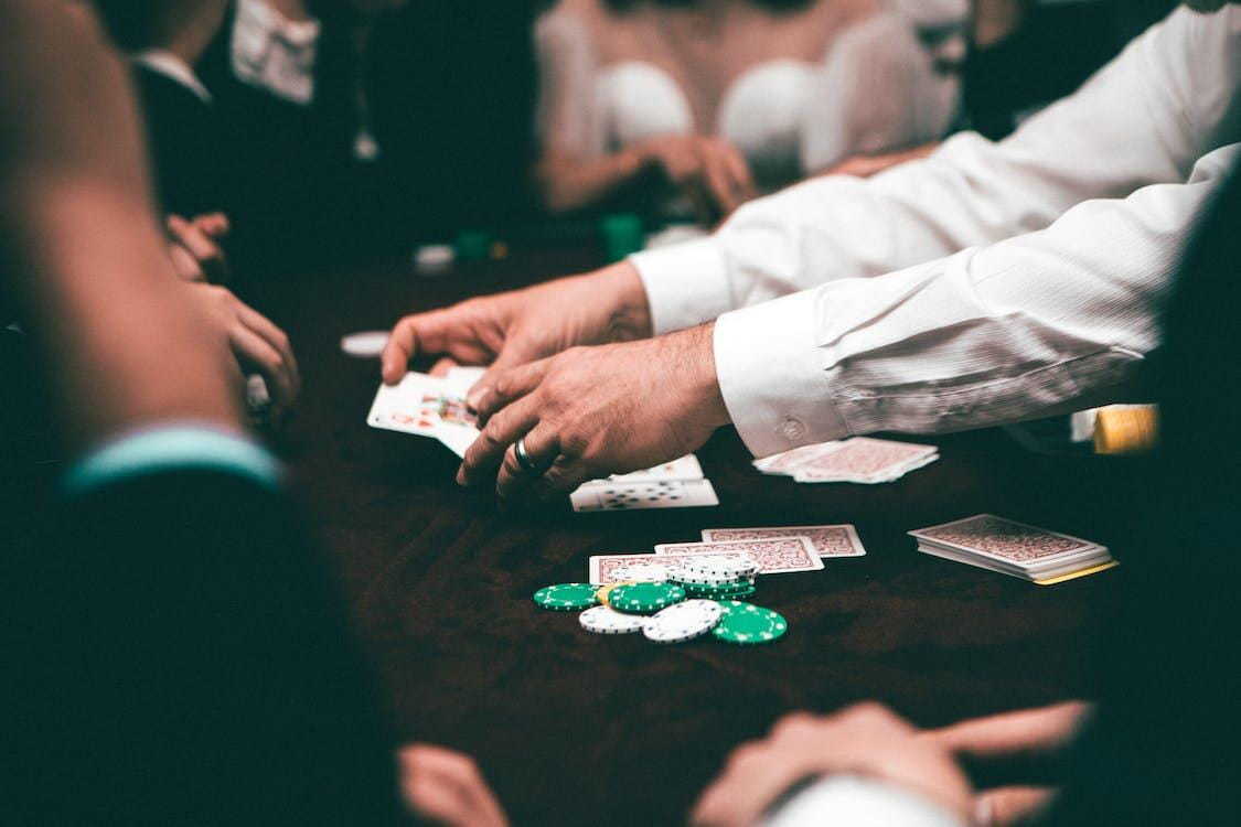 (P) Strategii de joc pentru blackjack