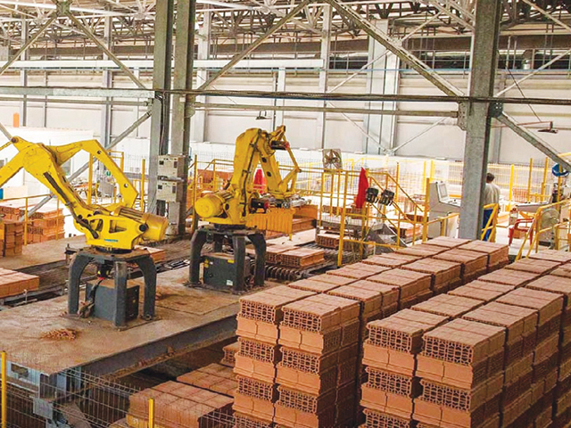 Frații Pavăl de la Dedeman au mutat acțiuni Cemacon de 2,1 mil. lei de pe PIF Industrial pe Pavăl Holding