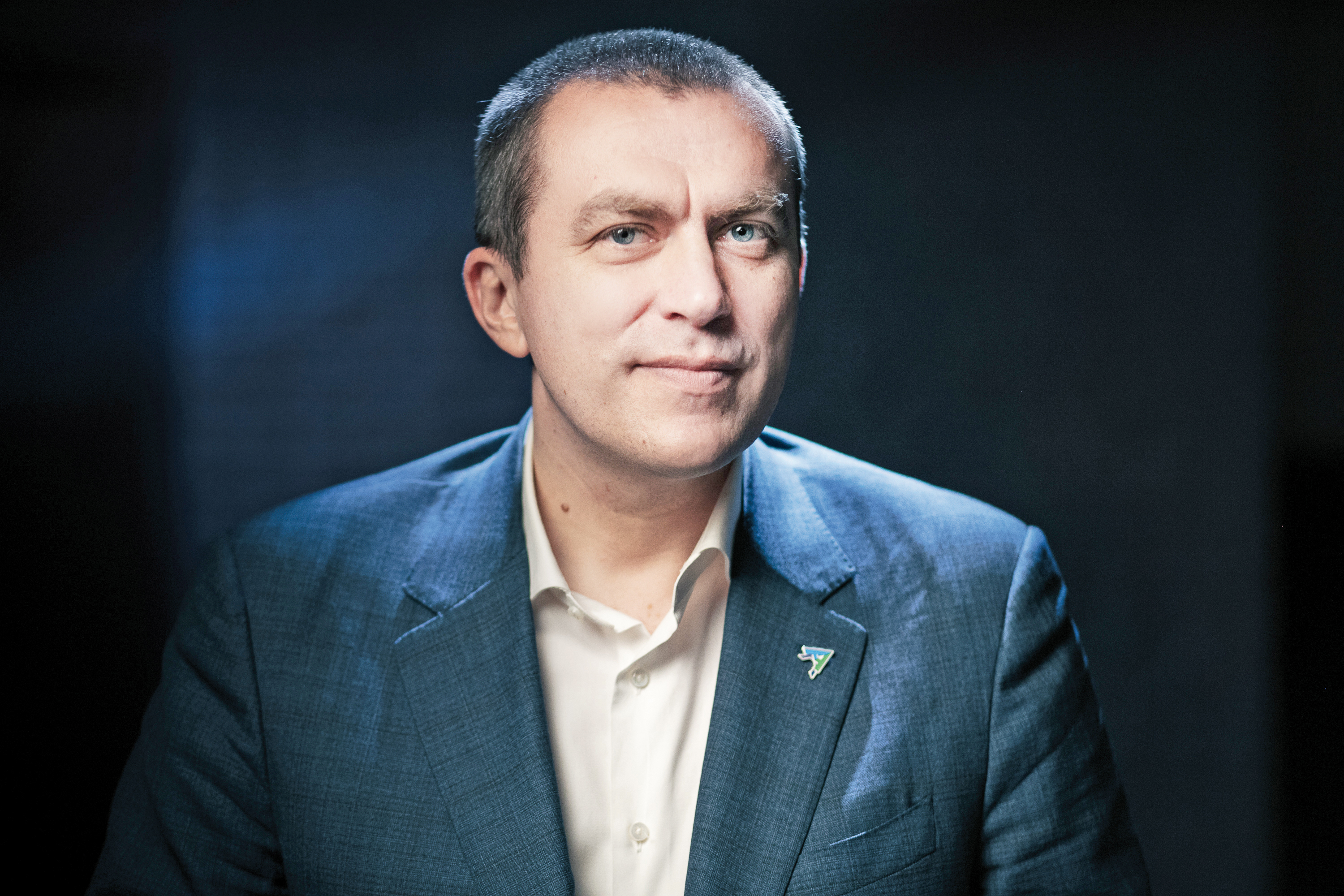 Rețeaua de mobilitate Autonom Services, fondată de frații Marius și Dan Ștefan, a raportat pentru 2023 venituri din exploatare de 728 milioane lei, în creștere cu 12%, și un profit net de 31,9 milioane lei, cu 45% mai mic decât cel din 2022