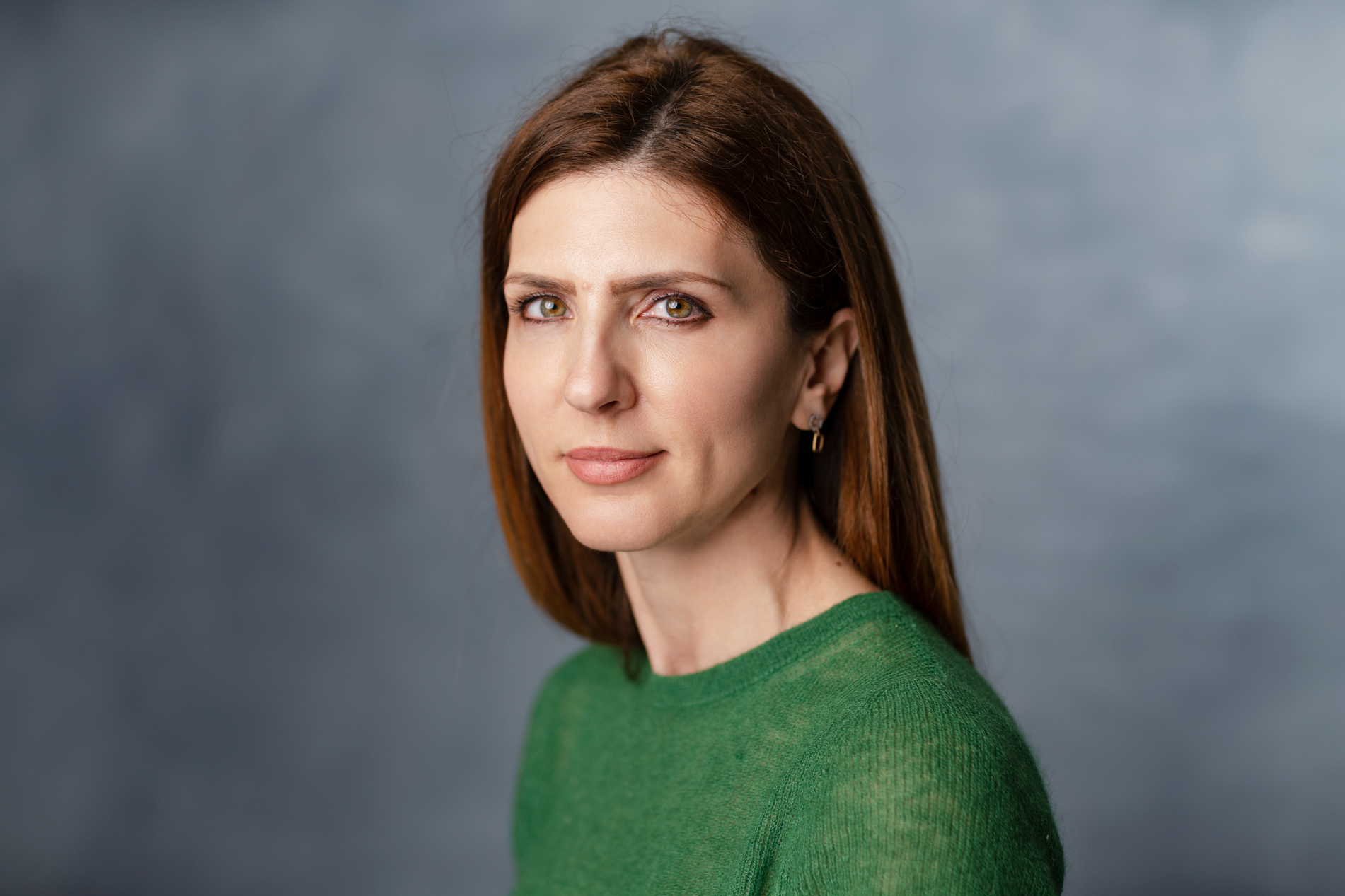 Trei sferturi dintre joburile cu salariul afișat aparțin angajatorilor din turism, retail, servicii, transport și construcții. Roxana Drăghici, eJobs.ro: Companiile recurg la această soluție pentru a putea recruta mai rapid