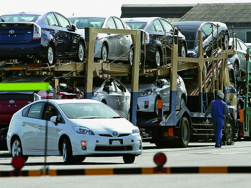 Se înmulțesc fabricile auto zombi în China, cu consumatorii optând pentru mașini electrice