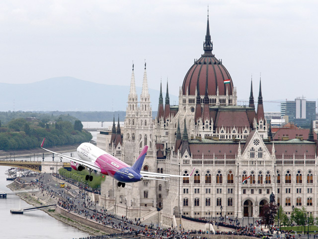 Unul dintre cei mai mari economiști maghiari: „Uitați de Austria. Trebuie să ajungem din urmă România! Avantajul semnificativ al Ungariei față de România la dezvoltare calitativă nu mai există“