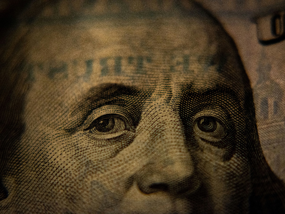 Cel mai mare fond de investiții din lume a început să investească masiv, dar cu mare discreție, într-o țară unde discută cu cei mai puternici oameni de acolo