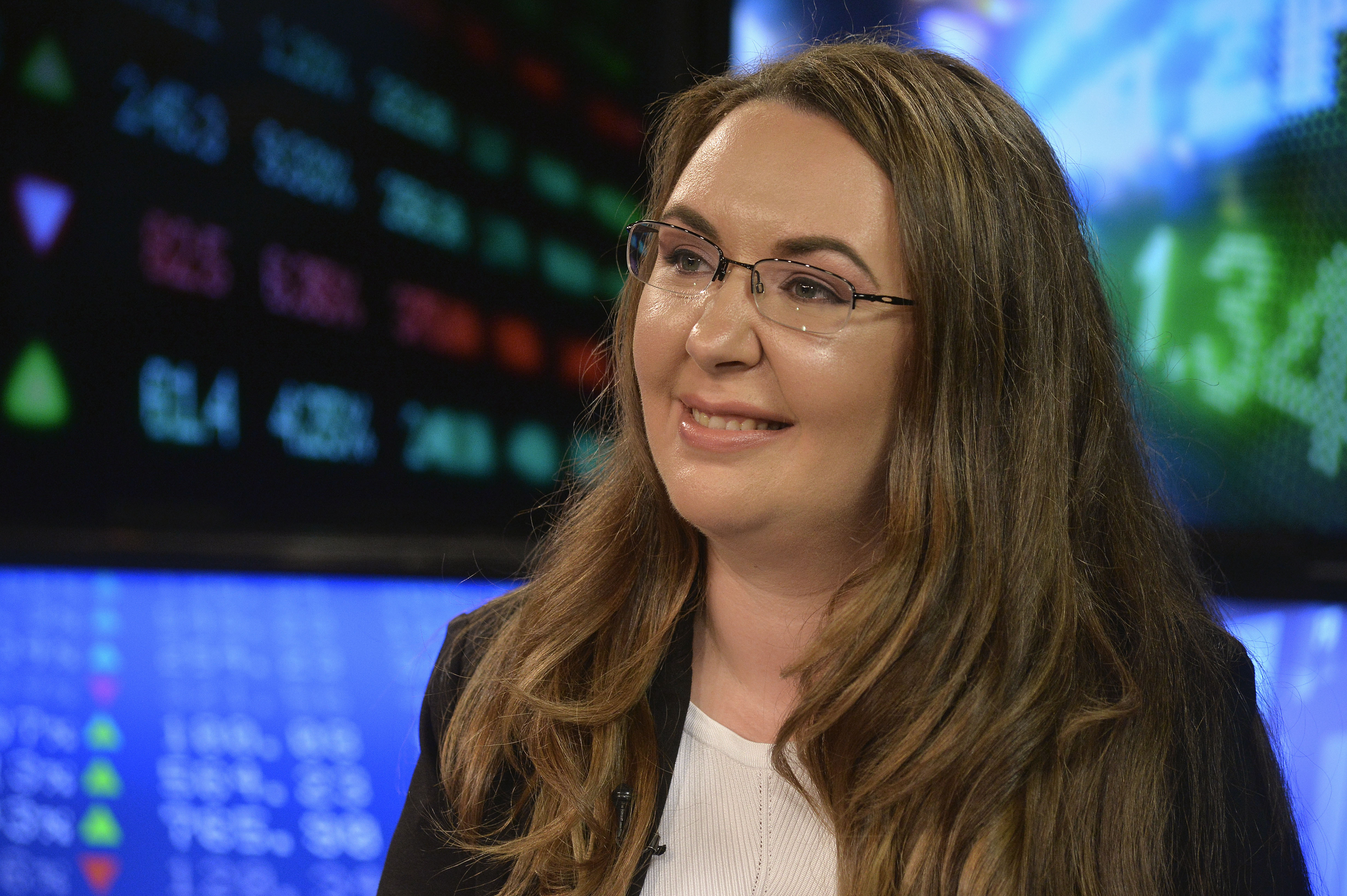 Cum a descoperit-o în 2016 Ziarul Financiar pe Cristina Bălan, un inginer de la Tesla care de 8 ani se luptă în procese cu Elon Musk. Acum a revenit în prim-plan în urma unui reportaj realizat de BBC