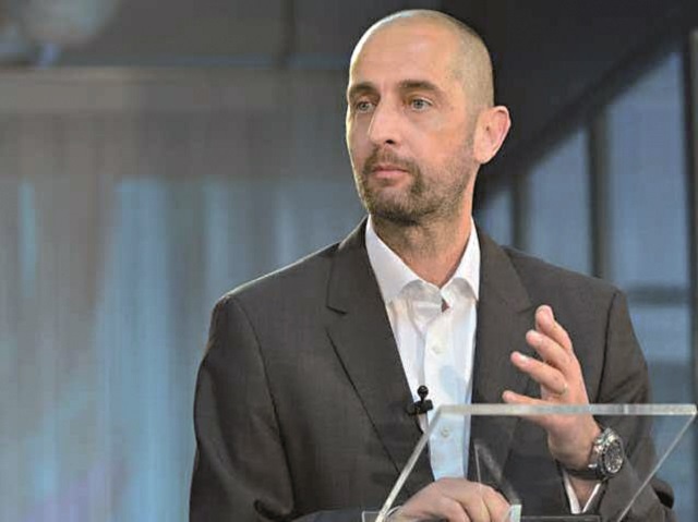 Dragoș Damian: 1 mai, Ziua Muncii. Cand nimeni nu vrea sa mai munceasca si toti viseaza digitalizare, roboti si inteligenta artificiala, mai are Ziua Muncii vreo semnificatie? Cum se va sarbatori Ziua Muncii in 10-20-30 de ani?