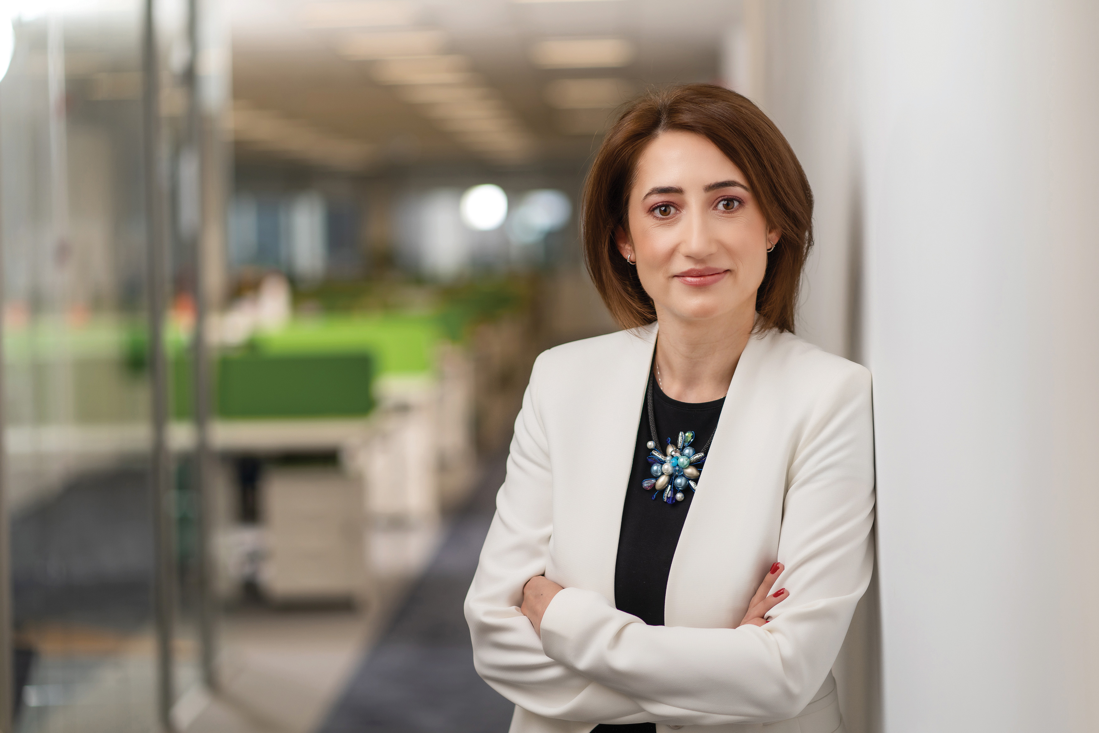 100 Cele mai puternice femei din business. Alexandra Peligrad, CEO, Smartree România: „Cu siguranță, foarte multe job-uri de azi vor fi înlocuite de roboți, de software-uri de automatizare, dar cu siguranță vor apărea alte tipuri de joburi, ceea ce va impacta foarte tare procesele de HR din companii, iar mediul de afaceri românesc probabil că va fi și mai dinamic decât este în prezent”