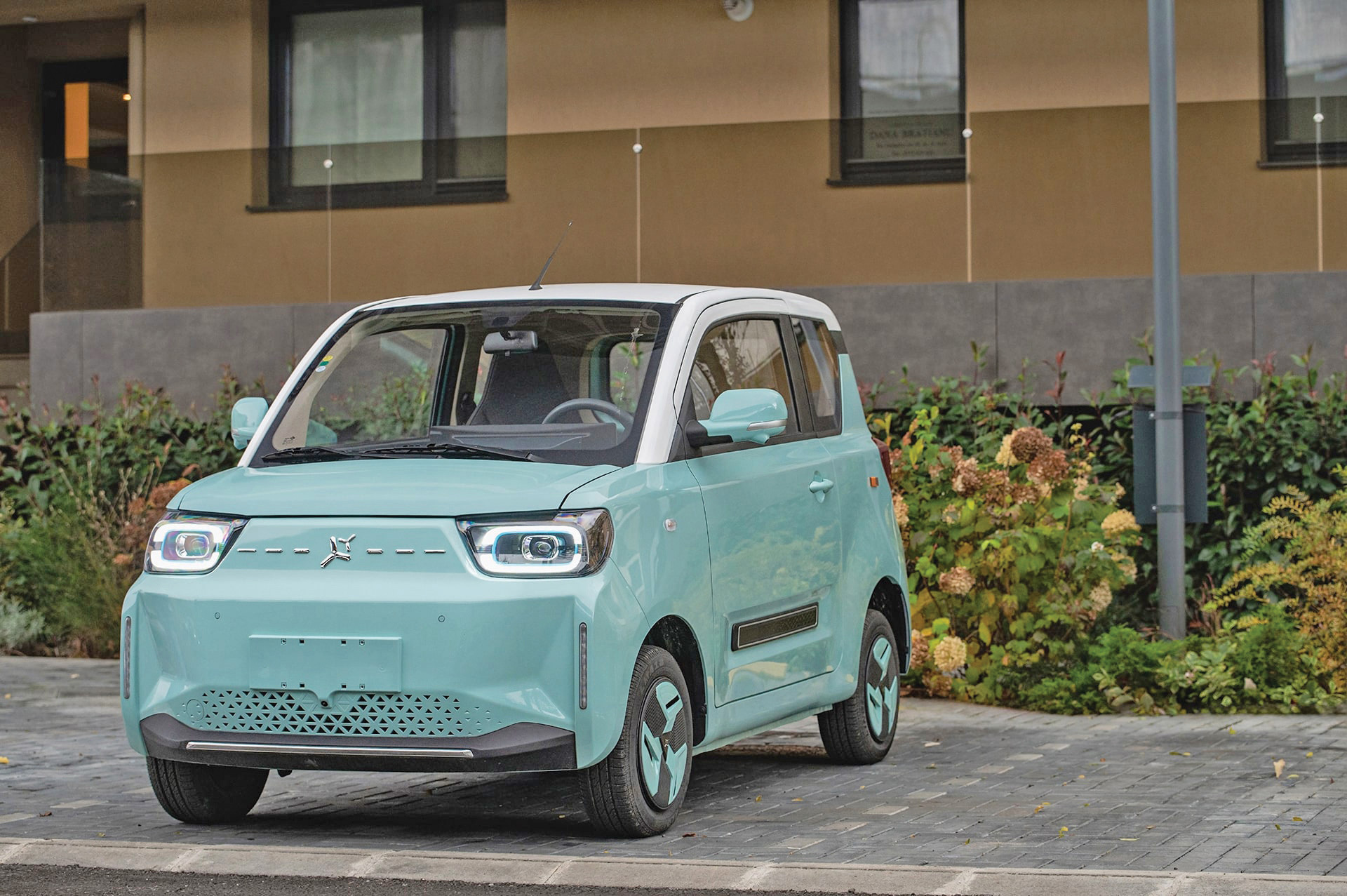 Cele mai inovatoare companii din România în 2023. Allview intră pe piața de mașini electrice, cu modelul CityZEN