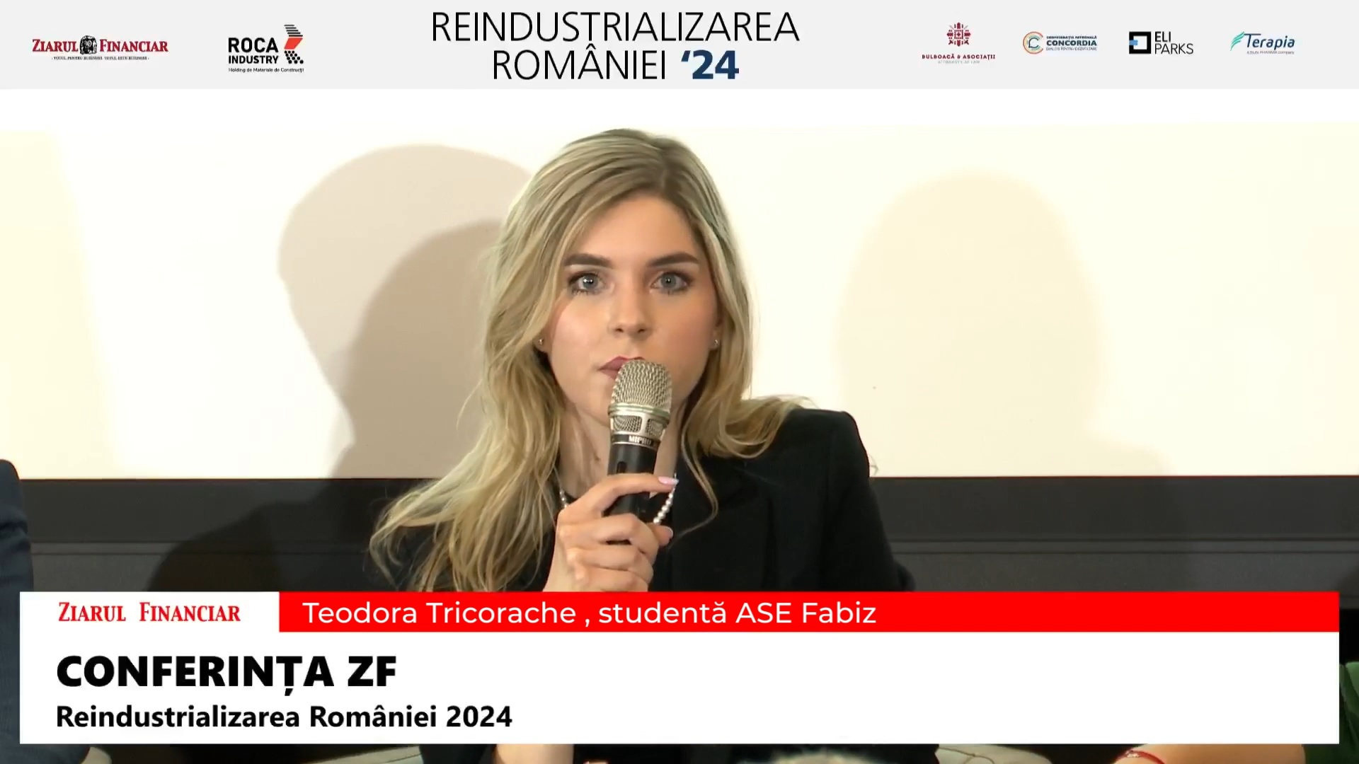 VIDEO. Cum se vede învățământul românesc prin ochii unei tinere care a studiat și în Olanda: În România ai relații reale cu profesorii, ai mentori. În Olanda este foarte impersonal