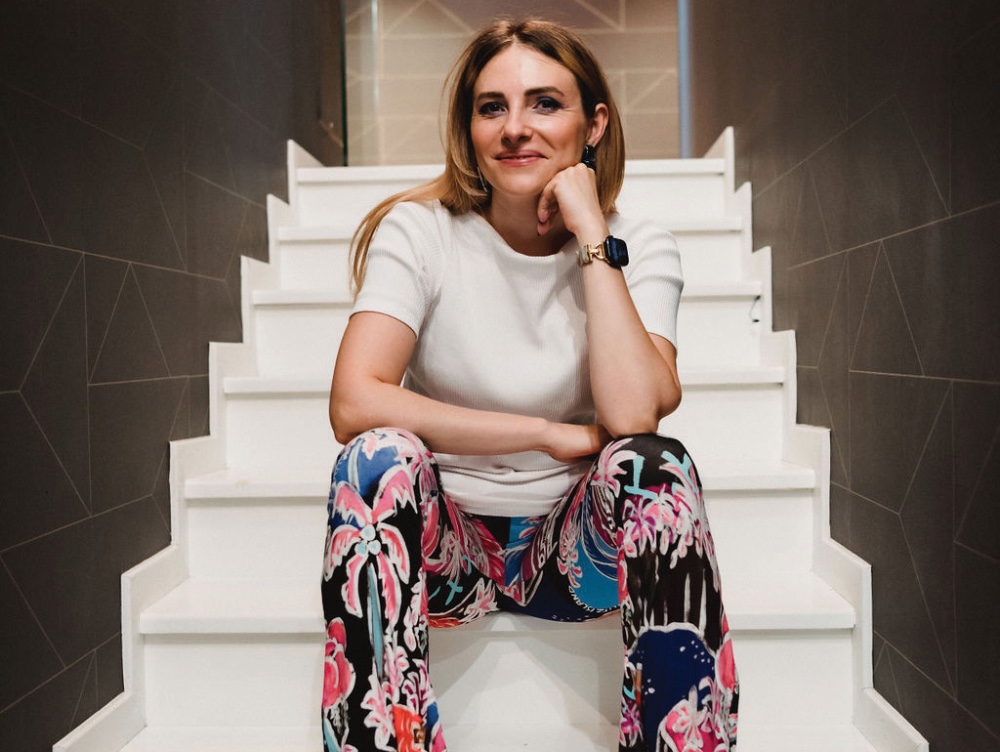 Cine este românca ce a decis să renunțe la un job sigur în străinătate pentru o idee aproape nebunească de antreprenoriat în țara natală