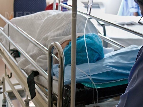 Un medic australian susține că s-a vindecat de cancer cerebral folosind un tratament inventat de el